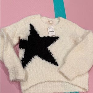 Girls J Crew Crew cuts White Sweater with Black Star